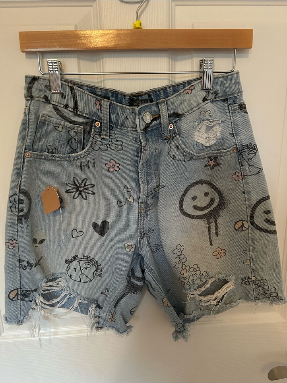 wild fable Light Blue Denim Shorts with Doodle Print size 2